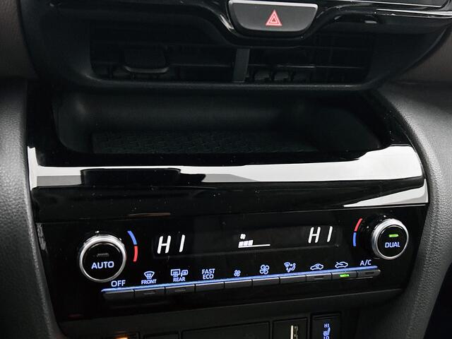 Toyota YARIS Cross 1.5 Hybrid Executive | 1e Eigenaar | NIEUW GELEVERD & ONDERHOUDEN | Trekhaak | JBL | Stoelverwarming |