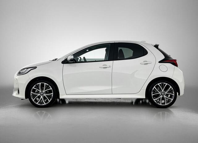 Toyota YARIS 1.5 Hybrid 130 Executive ACTIEPRIJS VAN E 34.995 VOOR E 32.695