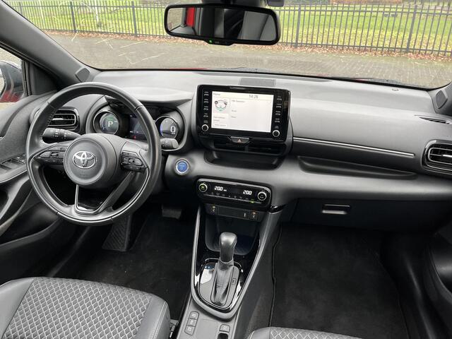 Toyota YARIS 1.5 Hybrid Executive | Stoelverwarming | Camera | Keyless Entry
