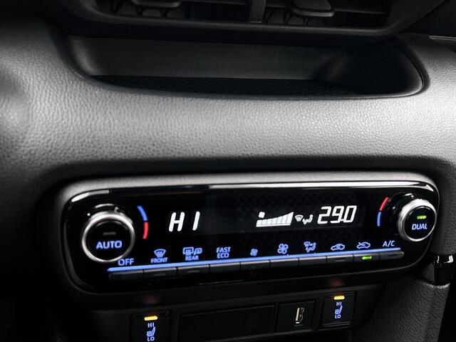 Toyota YARIS 1.5 Hybrid Launch Edition