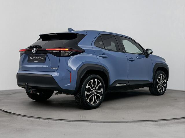 Toyota YARIS Cross 1.5 Hybrid First Edition Limited | Trekhaak | stuur- en stoelverwarming | Elektrische achterklep |