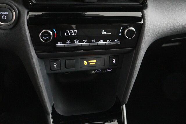 Toyota YARIS Cross 1.5 Hybrid 115 First Edition | Parkeersensoren | Dodehoekdetectie | Stuur/Stoelverwarming | Apple Carplay/Android Auto |