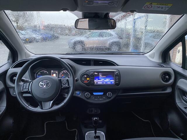 Toyota YARIS 1.5 Hybrid Design Sport