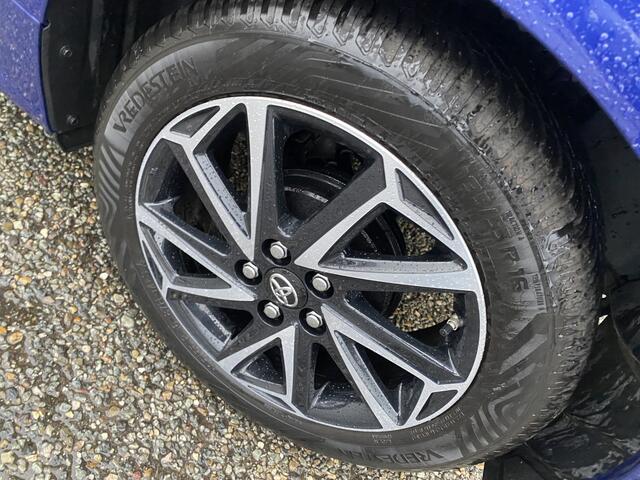 Toyota YARIS 1.5 VVT-i First Edition Apple Carplay/Android Auto