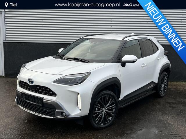 Toyota YARIS Cross 1.5 Hybrid Adventure Dodehoekdetectie, Stoelverwarming, Treeplanken, Parkeersensoren voor + achter, Achteruitrijcamera,