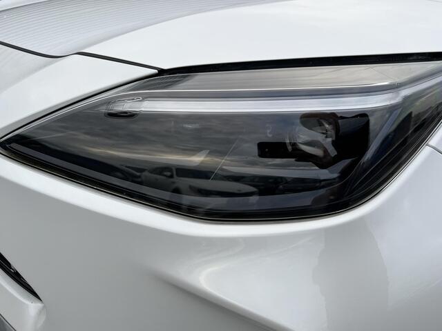 Toyota YARIS Cross 1.5 Hybrid Adventure Dodehoekdetectie, Stoelverwarming, Treeplanken, Parkeersensoren voor + achter, Achteruitrijcamera,