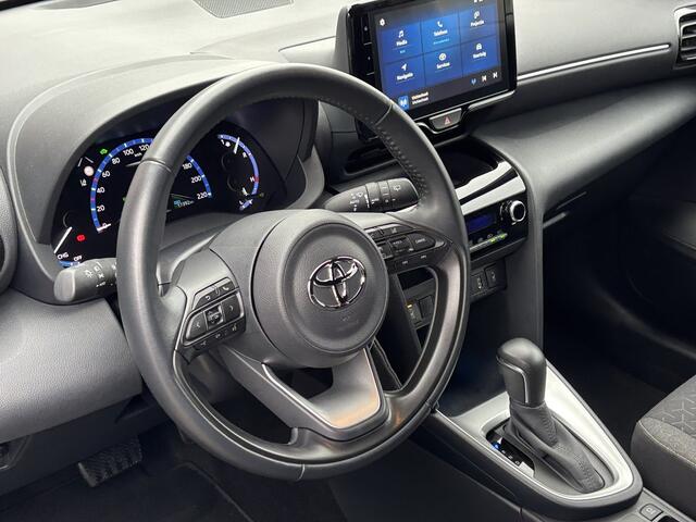 Toyota YARIS Cross 1.5 Hybrid Dynamic / Afneembare Trekhaak / Stoelverwarming / Navi / Applecarplay/AndroidAuto / Allseason Banden /