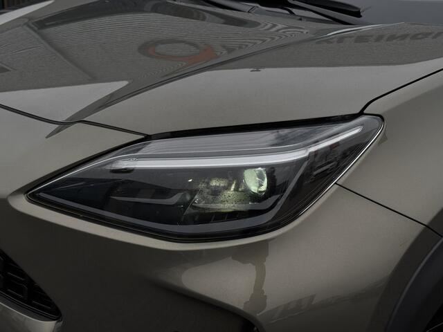 Toyota YARIS Cross 1.5 Hybrid Dynamic / Afneembare Trekhaak / Stoelverwarming / Navi / Applecarplay/AndroidAuto / Allseason Banden /