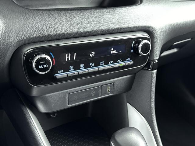 Toyota YARIS 1.5 Hybrid Dynamic | NL-Auto | Keyless Entry / Start | Parkeercamera | Apple Carplay / Android Auto | Lichtmetalen velgen |