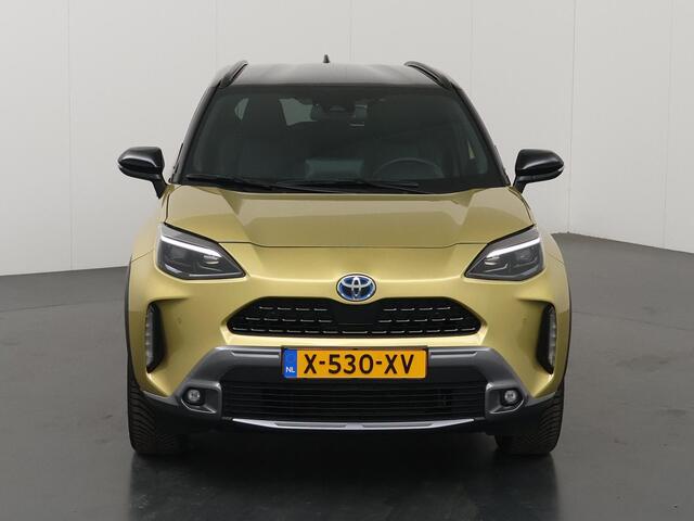 Toyota YARIS Cross 1.5 Hybrid Adventure | Trekhaak | Navigatie | JBL | Head-Up | Parkeercamera | Stoel/Stuurverwarming | Keyless Go |
