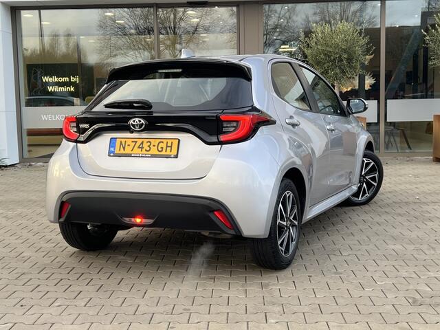 Toyota YARIS 1.5 VVT-i TeamNL | Keyless | Led | Adaptive Cruise