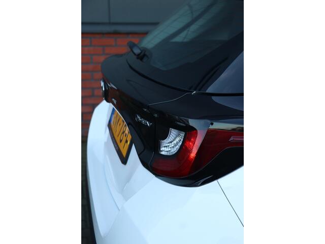 Toyota YARIS 1.5 Hybrid 115 Comfort NAP | camera | carplay | ACC |