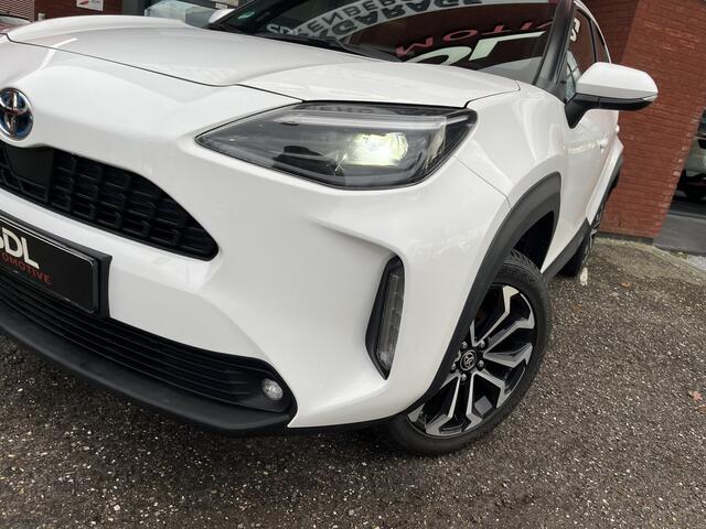 Toyota YARIS Cross 1.5 Hybrid Dynamic // FULL LED // KEYLESS // ADAPT. CRUISE // CAMERA // NAVI+CARPLAY //