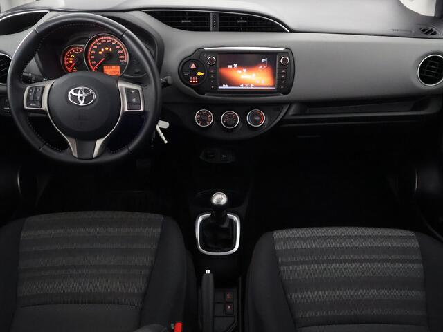 Toyota YARIS 1.0 VVT-i Aspiration | Airco | Camera | Bluetooth |