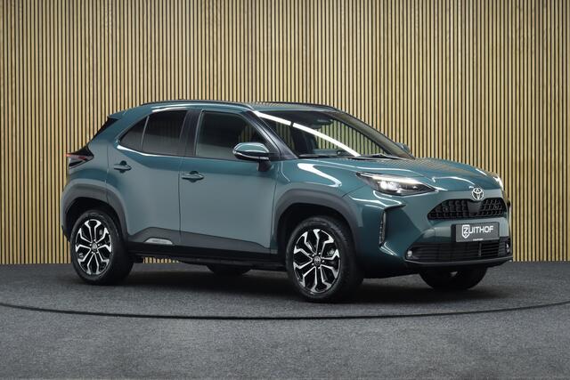 Toyota YARIS Cross 1.5 Hybrid 130 First Edition | Comfort Pack | Trekhaak | Adaptive-cruise | Apple Carplay & Android Auto | Camera | Clima | Keyless | Navigatie | Dodehoekdetectie