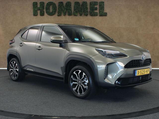 Toyota YARIS Cross 1.5 Hybrid Dynamic - VASTE TREKHAAK - TREKGEWICHT 750 KG - NAVIGATIE - STOELVERWARMING - STUURVERWARMING - VOORRUITVERWARMING - 4 X ELEKTRISCHE RAMEN - 17 INCH LICHT METALEN VELGEN - TELEFOONLADER - KEYLESS ENTRY/ START