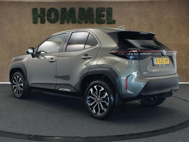 Toyota YARIS Cross 1.5 Hybrid Dynamic - VASTE TREKHAAK - TREKGEWICHT 750 KG - NAVIGATIE - STOELVERWARMING - STUURVERWARMING - VOORRUITVERWARMING - 4 X ELEKTRISCHE RAMEN - 17 INCH LICHT METALEN VELGEN - TELEFOONLADER - KEYLESS ENTRY/ START