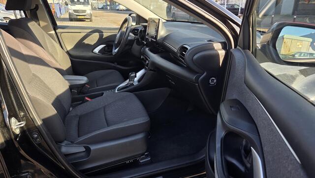 Toyota YARIS 1.5 Hybrid Dynamic