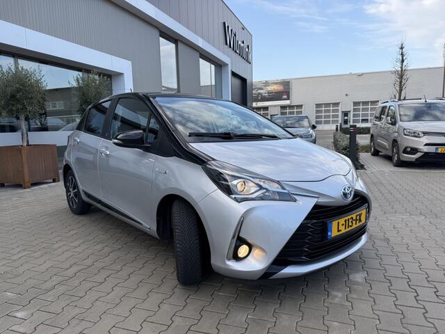 Toyota YARIS 1.5 Hybrid Bi-Tone Active | Stoelverwarming | Navigatie