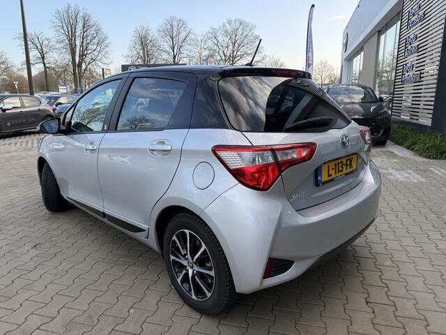 Toyota YARIS 1.5 Hybrid Bi-Tone Active | Stoelverwarming | Navigatie