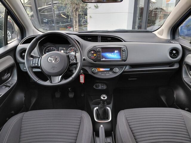 Toyota YARIS 1.0 VVT-i Aspiration | Navigatie | Bluetooth | Airco | Org NL |