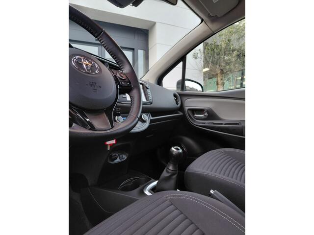 Toyota YARIS 1.0 VVT-i Aspiration | Navigatie | Bluetooth | Airco | Org NL |