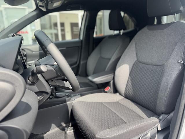 Toyota YARIS Cross 1.5 Hybrid 130 Style Edition 2025 Parkeersensoren V+A, Dodehoekdetectie, Navigatie