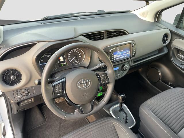 Toyota YARIS 1.5 Hybrid Active Climate | Camera