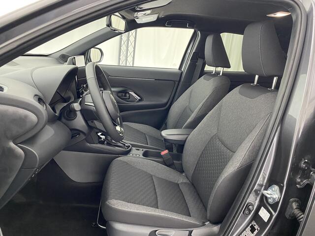 Toyota YARIS Cross 1.5 Hybrid Business Plus | Apple carplay | Stoel- en stuurverw. | Camera | Dodehoek