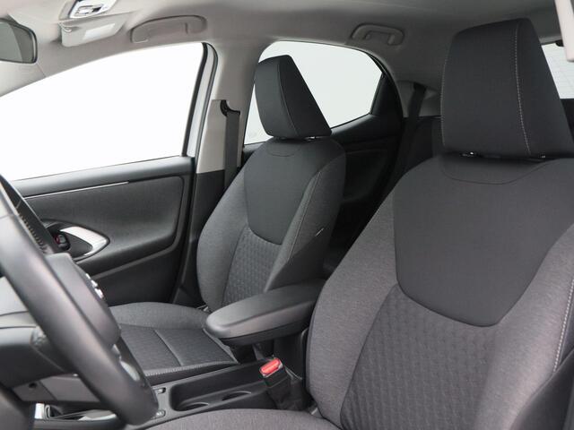 Toyota YARIS 1.5 Hybrid Dynamic 115 Pk Automaat | Adaptive Cruise | Camera | Keyless | LED | Privacy Glass | Bluetooth | 16 Inch | 19.849 Km!!