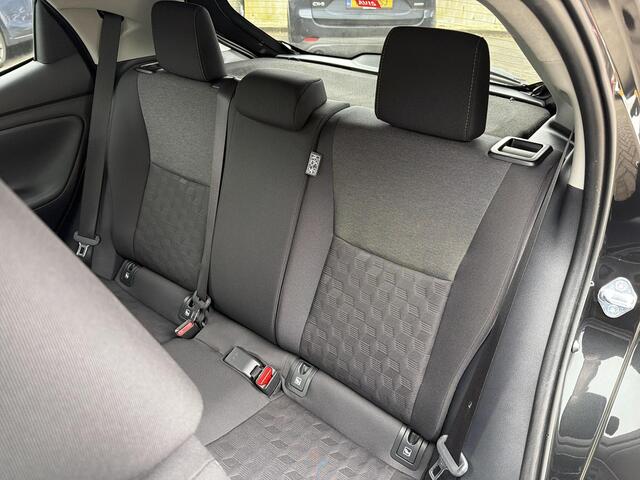 Toyota YARIS 1.5 Hybrid 115 Dynamic | Navigatie | Apple CarPlay/Android auto | Achteruitrijcamera | Comfort pack