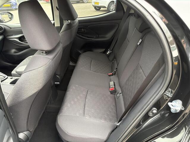 Toyota YARIS 1.5 Hybrid 115 Dynamic | Navigatie | Apple CarPlay/Android auto | Achteruitrijcamera | Comfort pack
