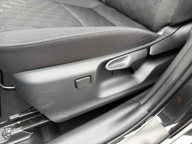 Toyota YARIS 1.5 Hybrid 115 Dynamic | Navigatie | Apple CarPlay/Android auto | Achteruitrijcamera | Comfort pack