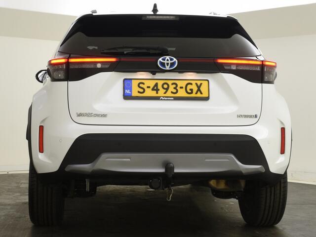 Toyota YARIS Cross 1.5 Hybrid Adventure | Stoel- en stuurverwarm. | Trekhaak |