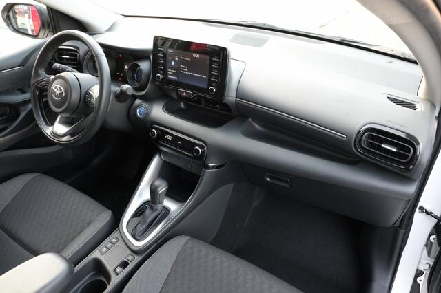 Toyota YARIS 1.5 Hybrid Dynamic Automaat | Apple CarPlay & Android Auto | Sma