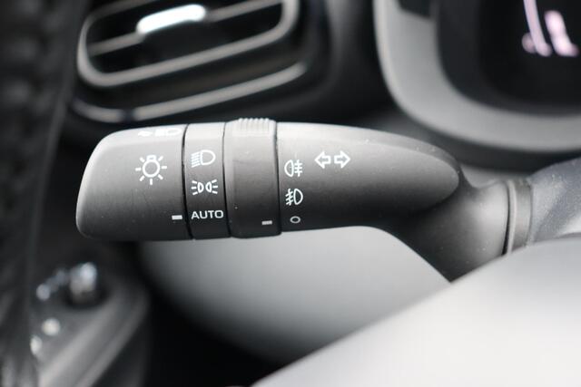 Toyota YARIS Cross 1.5 Hybrid 115 Dynamic ,Comfort Pack, BSM, Apple Carplay & Android Auto, parkeersensoren Voor & Achter, Stuur & Stoelverwarming, Adaptief Cruise & Climate Control, Nieuw en direct leverbaar!