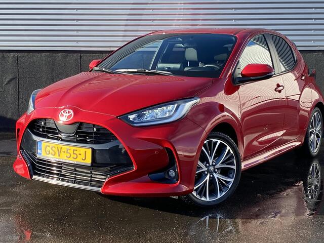 Toyota YARIS 1.5 Hybrid 130 Executive Mega veel luxe, NL-auto, Dodehoekdetectie, stoel- & stuurverwarming, navigatie Apple CarPlay/Android Auto, parkeersensoren v&a, ACC