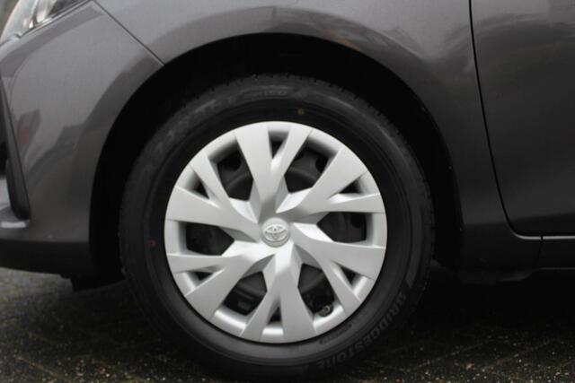 Toyota YARIS 1.5 VVT-i Aspiration | Trekhaak | Parkeer camera | Cruise control | Climate control | Toyota safety sense |