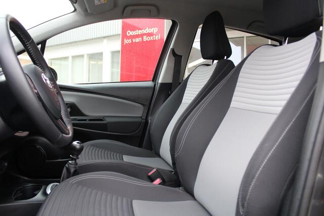 Toyota YARIS 1.5 VVT-i Aspiration | Trekhaak | Parkeer camera | Cruise control | Climate control | Toyota safety sense |