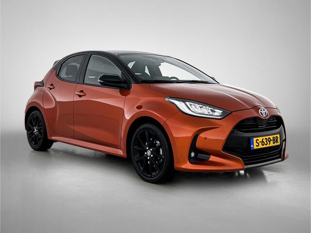 Toyota YARIS 1.5 Hybrid Executive | JBL | Panoramadak | Trekhaak | Navigatie