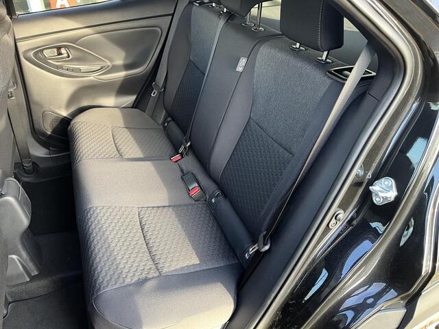 Toyota YARIS Cross 1.5 Hybrid 115 Dynamic MARGEHUIS DEMO