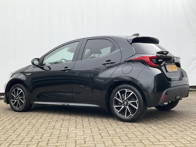 Toyota YARIS 1.5 Hybrid Dynamic Caplay DAB Camera Uitstraling!