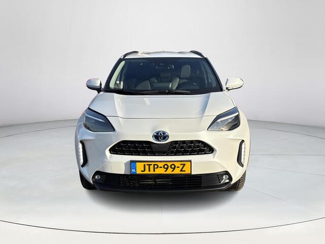 Toyota YARIS Cross 1.5 Hybrid Executive **DODEHOEK DETECTIE/ STUURVERWARMING/ PARKEERSENSOREN/ GARANTIE**