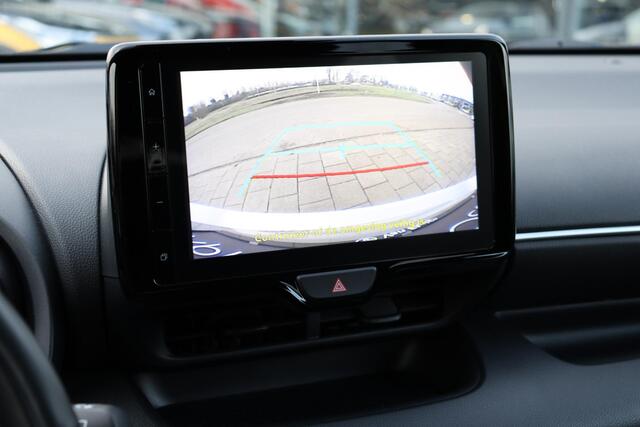 Toyota YARIS 1.5 Hybrid Dynamic Plus, Head Up Display