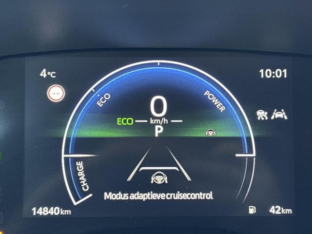 Toyota YARIS 1.5 Hybrid 115 Dynamic **ALL SEASON BANDEN/ PARKEERSENSOREN/ STUURVERWARMING/ GARANTIE**