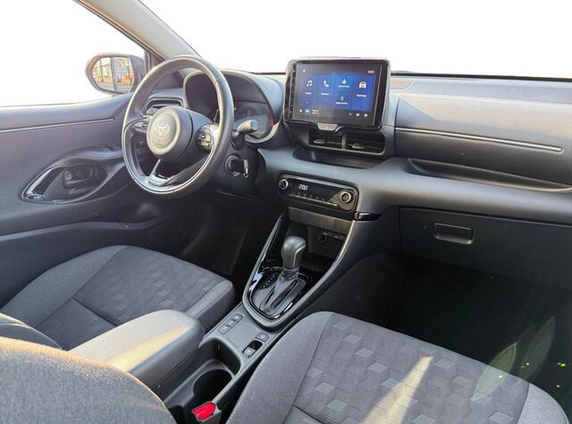 Toyota YARIS 1.5 Hybrid 115 Dynamic Camera I CarPlay I Cruise Control