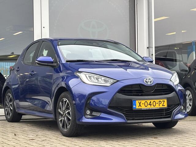Toyota YARIS 1.5 Hybrid Dynamic | Apple Carplay/Android Auto | Trekhaak afneembaar | Camera | 1ste eigenaar en 100% onderhouden | Toyota garantie tot 2034!