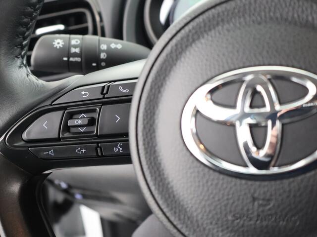Toyota YARIS 1.5 Hybrid Dynamic | Climate control | Achteruitrijcamera | Adaptive cruise control |