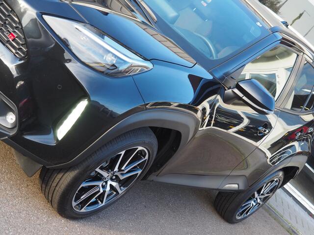 Toyota YARIS Cross 1.5 Hybrid GR Sport|Panoramadak|Navi|Carplay