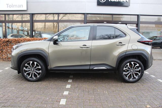 Toyota YARIS Cross 1.5 Hybrid First Edition | Rijklaar | Trekhaak | Apple/Android | Navi | Keyless | LED | Adap.cruise | Camera | Dealer onderhouden | NL-auto
